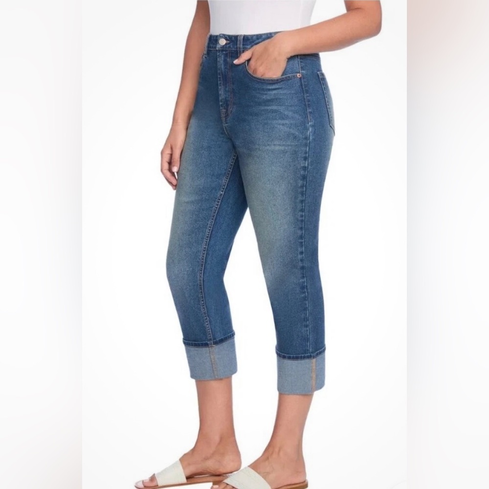 NWT Frye Women's Blue Jeans high rise size 12/31 Can Be Cuffed Or Uncuffed